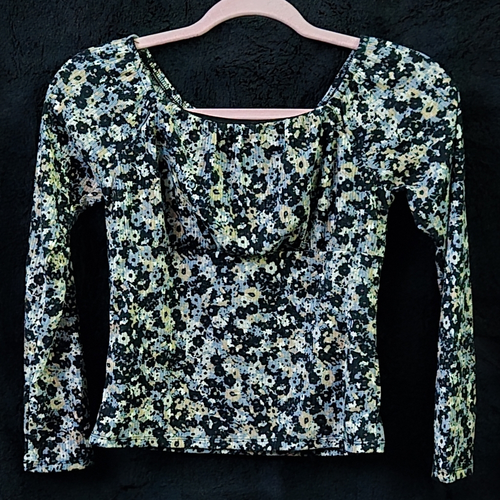 Speechless Black and Green Fitted Ruched Blouse